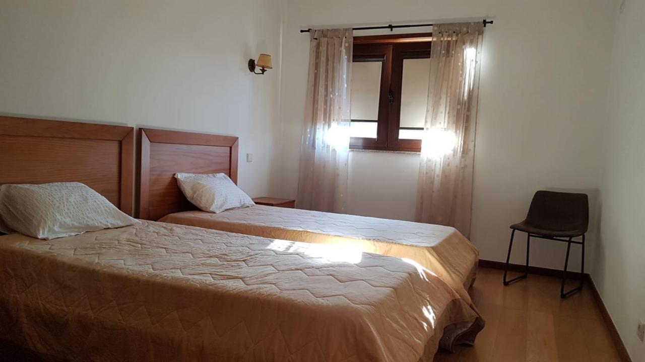 Sobreiro Apartamentos Rio Caldo المظهر الخارجي الصورة