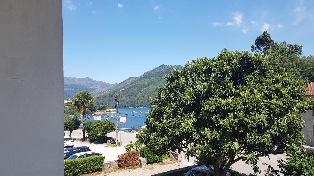 Sobreiro Apartamentos Rio Caldo المظهر الخارجي الصورة